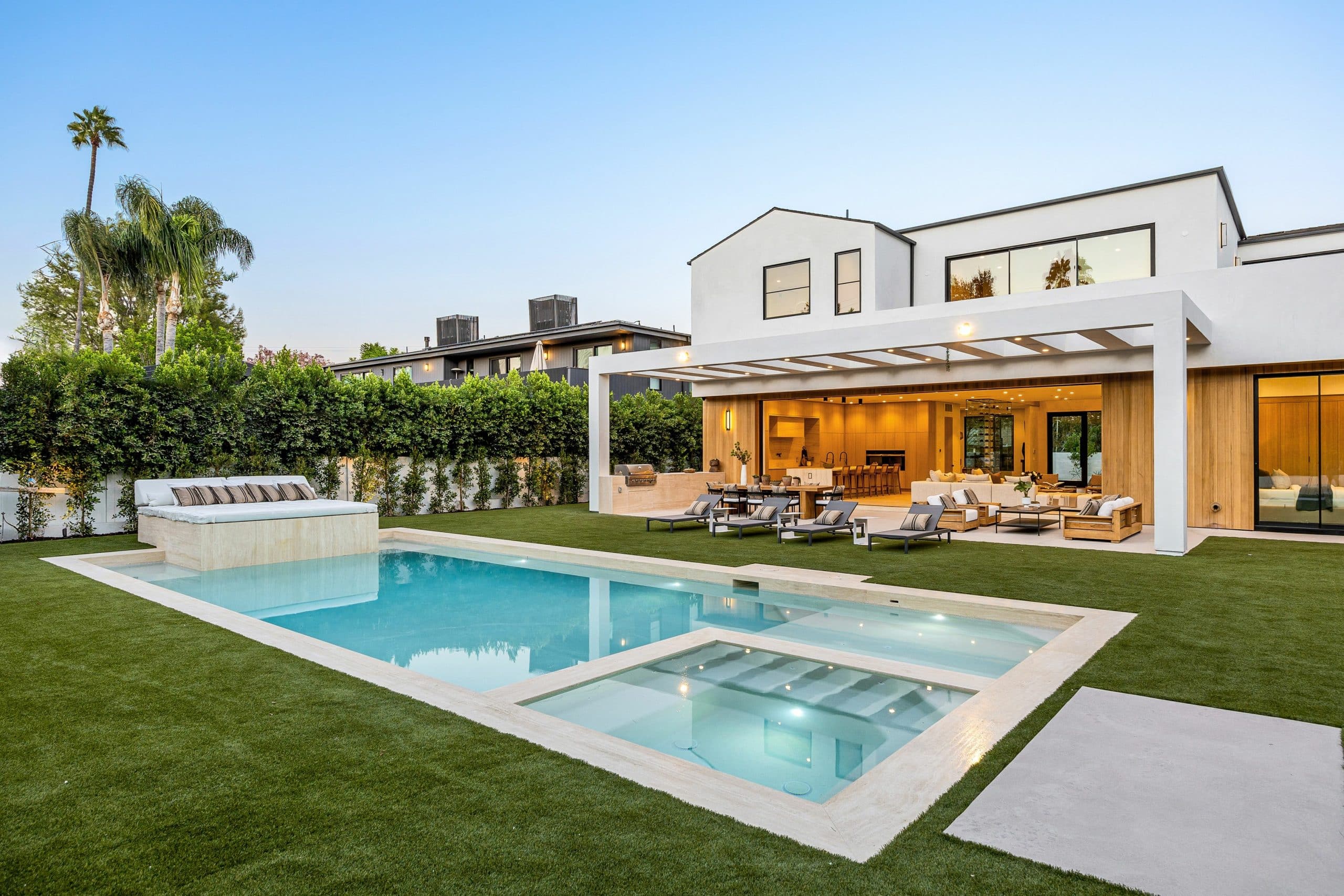 Swimming Pool & Spa Installation
